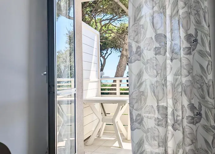 Apartment On The 107